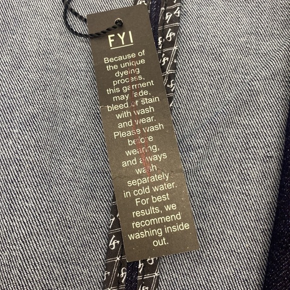 Victoria’s Secret SZ L Jean Cropped Jacket Gold Chain Blue Stretch Coat NWT Read - Picture 5 of 9